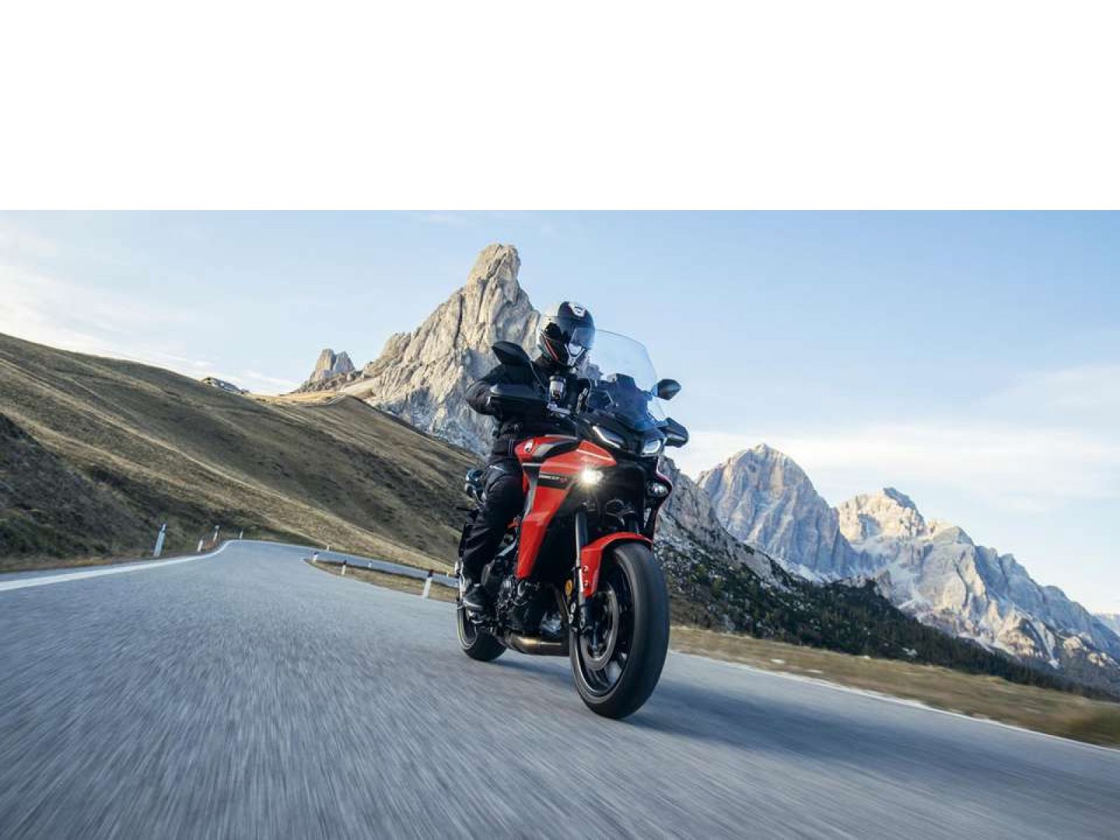 Мотоцикл YAMAHA Tracer 9 (RedLine) 2024